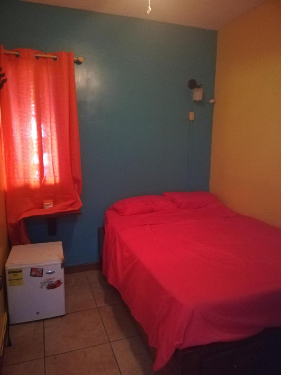 Cliff'S Hostel La Gruta エクステリア 写真